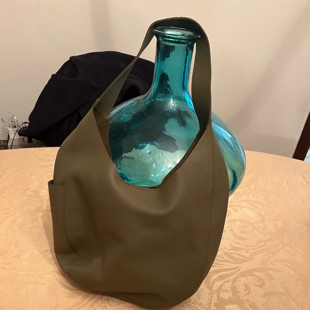 Leather Tote - like new Olive Green